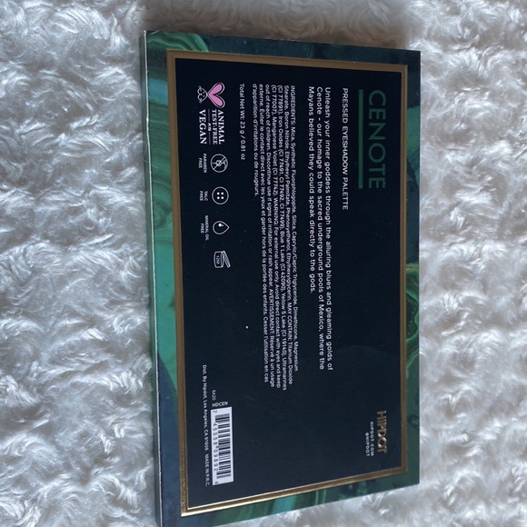 Hipdot eyeshadow pallet - Picture 7 of 7